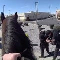 Bilo jednom na Divljem zapadu: Policajci na konjima jurili i uhvatili lopova, snimak je kao iz vestern filmova