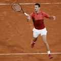 „Dobacivao mi je nekoliko puta“: Novak objasnio scenu s navijačem, frapirao ga odgovor sudije