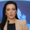 „Svako ko misli da će nasilje odložiti pravdu, neka počne da broji dane“: Opozicione stranke osudile napad na Mariniku…