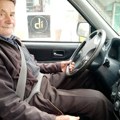 Deka Milanko verovatno je najstariji vozač u Srbiji: Veći šok od njegovih godina je podatak kad je položio