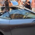 Naša poznata pevačica uhvaćena u monte karlu u hotel sa pet zvezdica stigla Ferarijem od 300.000 evra! (video)