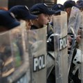 Napali policajce: Uhapšena trojica muškaraca iz Čačka tokom protesta: Jedan pripadnik MUP zadobio lake telesne povrede