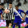 Krenuo mitrovićevim stopama: Još jedno Partizanovo dete u Anderlehtu! Au, kakav posao adidasa: Zvezda oduševila spojem…