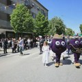 Dječiji đurđevdanski karneval obeležio Dan grada u Kragujevcu