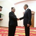 Susret prijatelja: Kim Džong Un više od sat vremena razgovarao sa Lavrovom /foto/