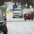 Najmanje 47 umrlih zbog hladnoće i snega u SAD