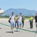 Fudbaleri Srbije stigli u Tiranu, pogledajte kakav su imali doček FOTO