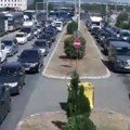 Potpuni saobraćajni kolaps na evzoniju Kilometarske kolone, čeka se satima, evo kuda da izbegnete gužvu