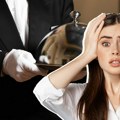 Konobari u Crnoj Gori pobesne ako ovo uradite, odmah vas isteraju: "Naruče ovo piće, a onda uzmu telefon i..."