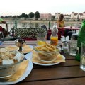 Domaća kuhinja ili restoran? Sve više Mitrovčana bira gotova jela