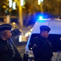 "Бриселски барбаризам": Аутомобил политичара погођен из ваздушне пушке, драматичне сцене у Бриселу (Фото)