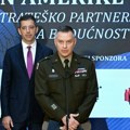 Вудроф: На Војној паради очекујем да видим улагање у модернизацију војске