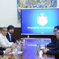 Vučić sa Kaj-Fu Lijem, jednim od vodećih kineskih stručnjaka za veštačku inteligenciju