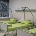 Pretučeni Nenad Rašković prevezen u Urgentni centar Kliničkog centra Srbije