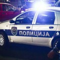 Teška nesreća u Beogradu! Kamion se prevrnuo od siline udara: Povređena jedna osoba (video)