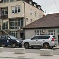 LEPOSAVIĆ: Carina i tržišna inspekcija uz pomoć kosovske policije pretresaju apoteku