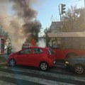 Veliki požar u centru Beograda! Gori kombi sa novcem, vatrogasci se bore sa plamenom (Foto, Video)