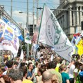 Koliko ljudi je bilo na protestu u Beogradu: MUP kaže 6.000, AJS 18.000