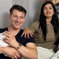 Tanja Savić podelila lepe vesti: Pevačicin verenik drži bebu u naručju: "Jedva smo čekali da vidimo našu Taru"
