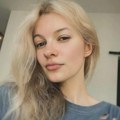 Novi jezivi snimak ubistva Ukrajinke (23) u vozu: Dok je Irina umirala, putnici su mirno sedeli i snimali telefonima! (video)