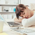 Stalno umorni: Kada umor prestaje da bude posledica napornog dana, a postaje simptom