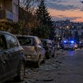 Sukob navijača u Avalskoj ulici: Oštećeni automobili, policija podigla dronove
