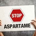 Dok se čeka konačna odluka o aspartamu, proveravali smo etikete: U kojim proizvodima na našim policama ga ima?