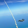 “Raketna jedinica ispalila dva projektila zbog američkih strateških bombardera”