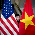 SAD očekuje unapređenje veza s Vijetnamom što bi moglo razljutiti Kinu