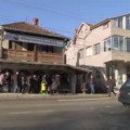 Srbi na KiM zabrinuti posle najave Prištine o ukidanju plaćanja dinarima