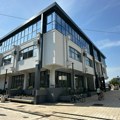 IZLOŽBA UDRUŽENJA LIKOVNIH UMETNIKA PIRGOS ART U BIBLIOTECI