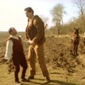 Glumci iz "Ko to tamo peva" svaki dan putovali u srpsku Saharu na snimanje: Sastajali se kod Crkve Svetog Marka, a jedino on…
