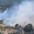 Bukti veliki požar u naselju kod Bora: Gust dim širi se nadomak poznate banje (video)