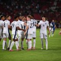 "Petarda" Engleske u Beogradu; "Piksi, odlazi"; "Dovedite onog ko može"