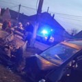 (Фото) Силовит судар у Новим Карловцима одјекују сирене полиције и Хитне, 4 особе повређене!