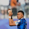Francuzi startovali pobedom nad Senegalom, Mbape ispisao istoriju