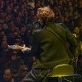 "Njih dvoje su u braku na daljinu": Komšije legendarnog muzičara iznele šok-detalje o njegovom odnosu sa ženom