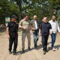 Novi helikopteri i 435 vatrogasaca stižu, Dačić upozorava: Od 64 žarišta ostala 3
