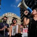 (Foto, video) I Grčka ustala! Protesti širom zemlje, marševi na ulicama gradova, uhapšene desetine ljudi: "Solidarnost sa…