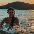 Obukla majčin kupaći kostim star 28 godina Unuka Đorđa Marjanovića objavom oduševila pratioce na društvenim mrežama…