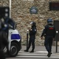 Drama u Francuskoj: Muškarac u zgradi iranskog konzulata preti da će se razneti bombom (video)