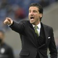 Olimpija smenila Simaa