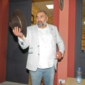 Miki Đuričić doživeo udes na autoputu Voditelj sa ekipom emisije "48 sati svadba" imao saobraćajku, vozilo uništeno