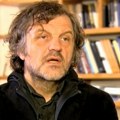 Kusturica otvorio Srpski klub na „lomonosovu” Studenti našeg režisera dočekali gromkim aplauzom