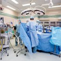 Lončar: Robotska hirurgija menja budućnost lečenja u Srbiji