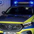 Eksperiment u Nemačkoj: Policija će stalno imati uključena plava svetla na vozilima