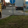 Teretnjaci na izlazu iz Srbije čekaju četiri sata na graničnom prelazu Šid
