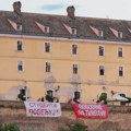 Zajednička akcija FTN i EXIT tima: Na Petrovaradinu osvanule poruke "Studenti pobeđuju" i “Dogodine na tvrđavi”