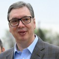 Predsednik Vučić pozvao Srbe, Bošnjake i Hrvate da mu se pridruže u obnovljenoj porodičnoj kući u Čipuljiću