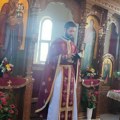 (Foto): Pravi uzor vernicima: Sveštenik Stanko Ćelić iz Aleksandrovca istrčao maraton, za sve ima mudar savet